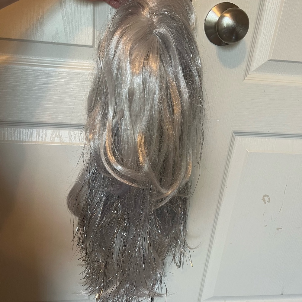 Halloween wig - Picture 3 of 3